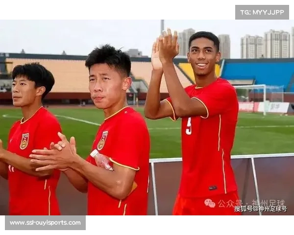 中国U18橄榄球队首战力克包头队展现强大实力成功迎接中日韩青少年运动会挑战 中国U18橄榄球队首战力克包头队展现强大实力成功迎接中日韩青少年运动会挑战