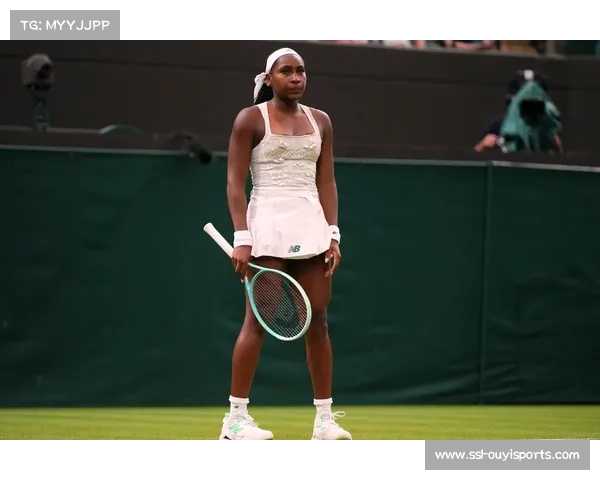 美国小将高芙参加纽约校园活动，鼓励青少年参与网球运动